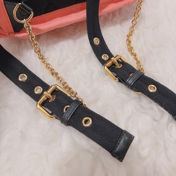 Burberry Medium Runway Rucksack - Picture 5 of 15